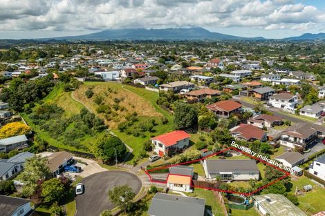 Photo of property in 6 Milne Place, Merrilands, New Plymouth, 4312