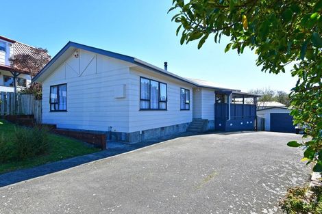 Photo of property in 3 Fenchurch Grove, Stokes Valley, Lower Hutt, 5019