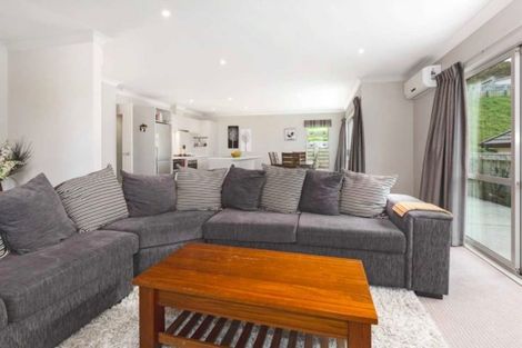 Photo of property in 76 Staithes Drive North, Whitby, Porirua, 5024