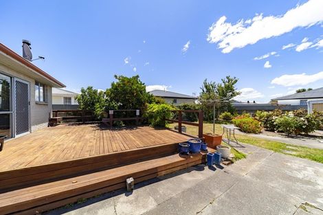 Photo of property in 15 Curling Crescent, Onekawa, Napier, 4110
