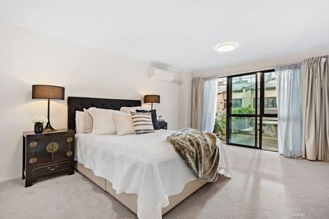 Photo of property in 83m Hill Street, Thorndon, Wellington, 6011