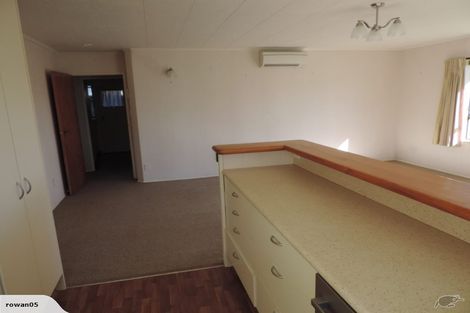 Photo of property in 1/46 Campbell Street, Havelock North, 4130