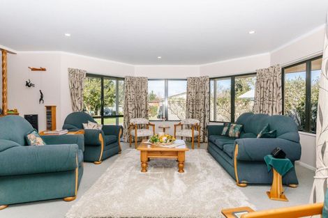 Photo of property in 3 James Street, Dannevirke, 4930