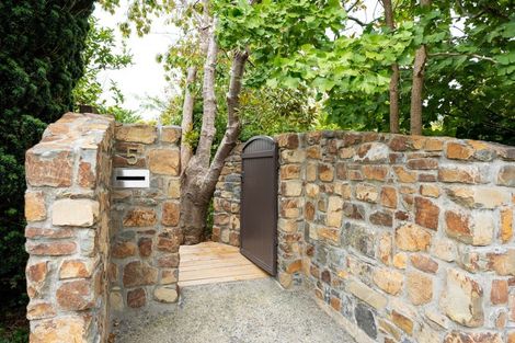 Photo of property in 5 Matipo Street, Waikanae, 5036