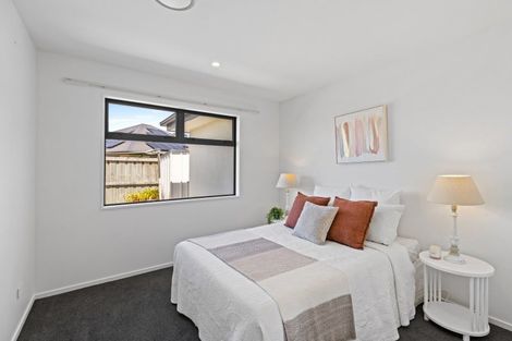 Photo of property in 41 Watkins Drive, Rangiora, 7400
