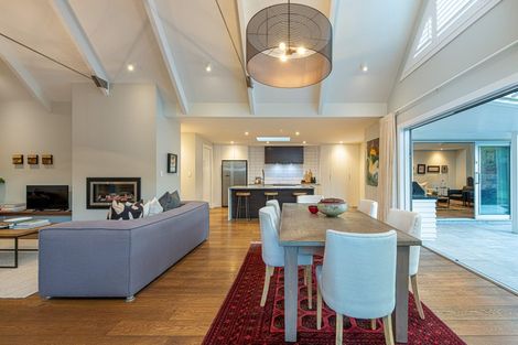 Photo of property in 6 Tiri Road, Milford, Auckland, 0620