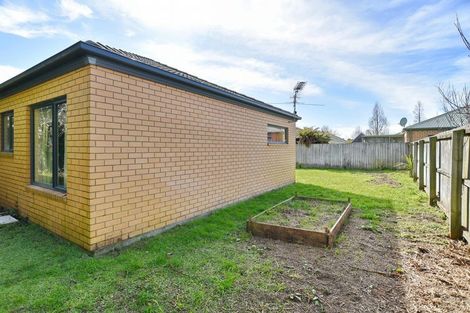 Photo of property in 10 Riegler Place, Belfast, Christchurch, 8051