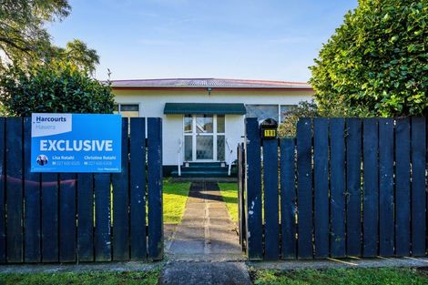 Photo of property in 188 South Road, Hawera, 4610