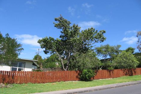 Photo of property in 5 Castleton Street, Birkdale, Auckland, 0626