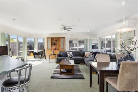 Photo of property in 38 Haven Grove, Papamoa Beach, Papamoa, 3118