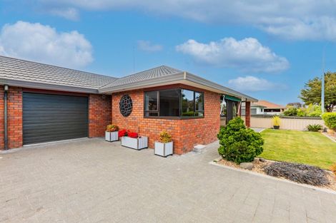 Photo of property in 49b Church Road, Taradale, Napier, 4112