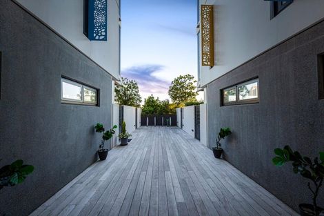 Photo of property in Frank Sargeson Apts, 103/80 Anzac Street, Takapuna, Auckland, 0622