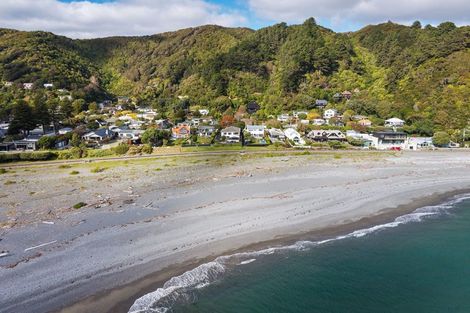 Photo of property in 438 Muritai Road, Eastbourne, Lower Hutt, 5013