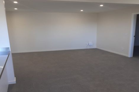 Photo of property in 12 Staysail Place, Whitby, Porirua, 5024