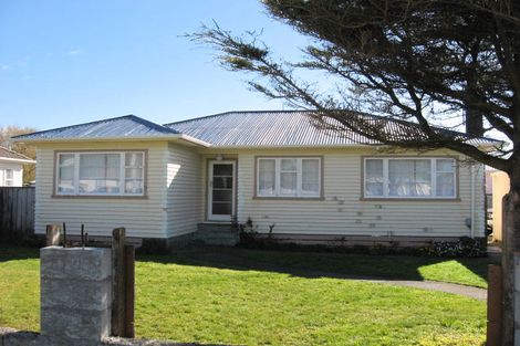 Photo of property in 69 Hyde Street, Wainuiomata, Lower Hutt, 5014