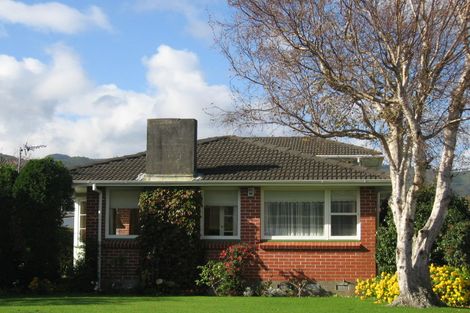 Photo of property in 45 Holyoake Crescent, Avalon, Lower Hutt, 5011