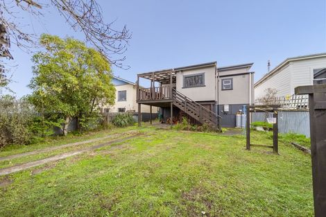 Photo of property in 51 Waverley Street, Waipawa, 4210