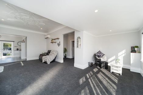 Photo of property in 38 Argyle Avenue, Takaro, Palmerston North, 4410