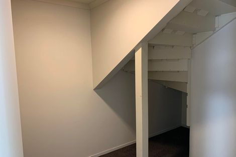 Photo of property in 16 Secoia Crescent, Mangere, Auckland, 2022