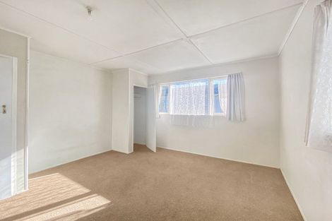 Photo of property in 118 Rathgar Road, Henderson, Auckland, 0610