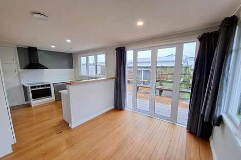 Photo of property in 1/9 Tarahua Road, Vogeltown, New Plymouth, 4310