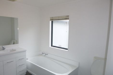 Photo of property in 15/3 Erewhon Place, Birkdale, Auckland, 0626