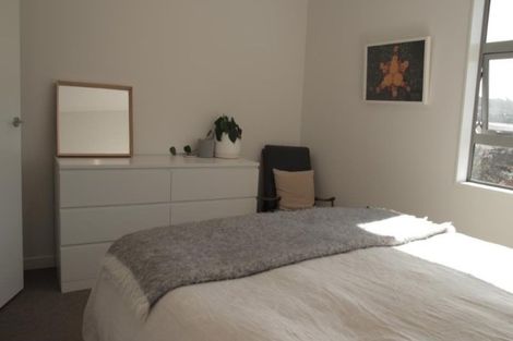 Photo of property in 24u7 Princess Terrace, Newtown, Wellington, 6021