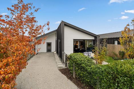 Photo of property in 21 Coventry Crescent, Lower Shotover, Queenstown, 9304