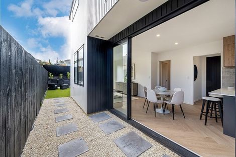 Photo of property in 7/8 Bennett Road, Pakuranga, Auckland, 2010