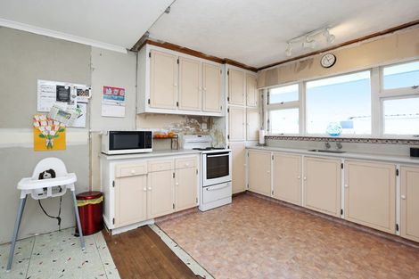 Photo of property in 64 Mcmurdo Street, Tinwald, Ashburton, 7700