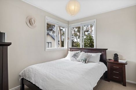 Photo of property in 18 Poto Street, Te Atatu South, Auckland, 0610