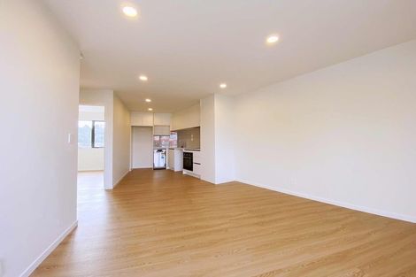 Photo of property in 2c/3 Blanc Road, Silverdale, 0932