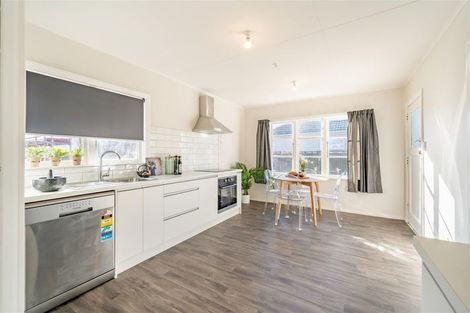 Photo of property in 6 Russell Road, Wainuiomata, Lower Hutt, 5014