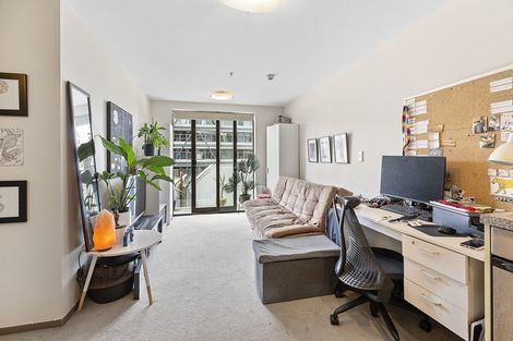 Photo of property in Dual Apartments, 306/142u Vivian Street, Te Aro, Wellington, 6011