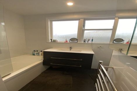 Photo of property in 181 Ohiro Road, Brooklyn, Wellington, 6021