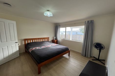 Photo of property in 12b Rosier Road, Glen Eden, Auckland, 0602