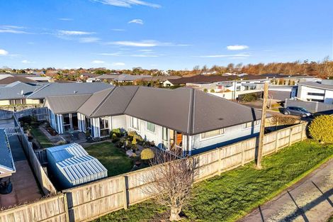 Photo of property in 28 Northwater Drive, Northwood, Christchurch, 8051