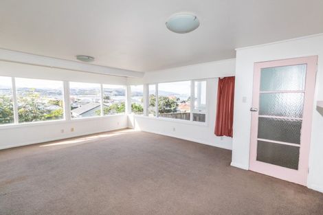 Photo of property in 192 Sutherland Road, Lyall Bay, Wellington, 6022