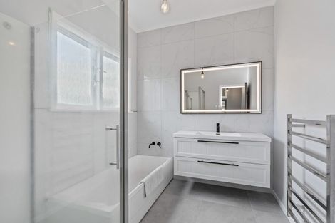 Photo of property in 60 Anzac Road, Morningside, Whangarei, 0110