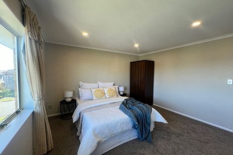Photo of property in 12 Janway Avenue, Flat Bush, Auckland, 2016