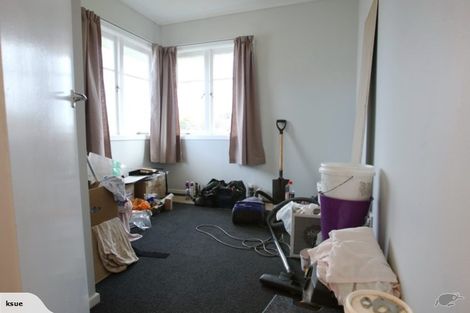 Photo of property in 18 Toru Street, Te Atatu Peninsula, Auckland, 0610