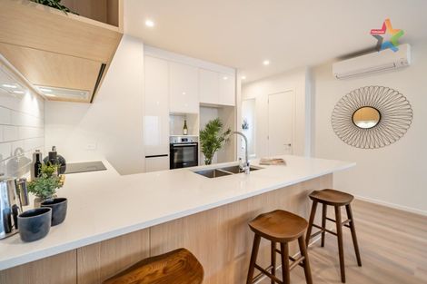 Photo of property in 9 Bayly Road, Moturoa, New Plymouth, 4310