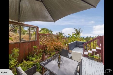Photo of property in 11a Orewa Heights Crescent, Orewa, 0931