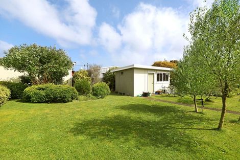 Photo of property in 5 Gloag Street, Waverley, 4510