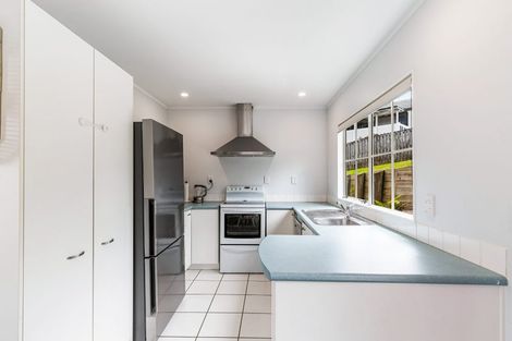 Photo of property in 72 Garton Drive, Massey, Auckland, 0614