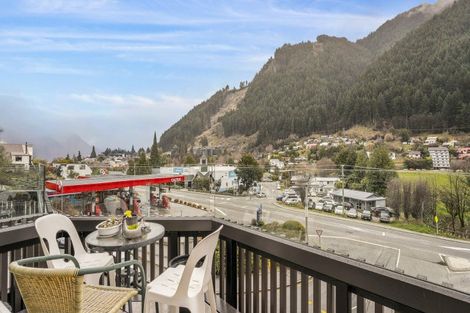 Photo of property in The Alex Apartments, 26/135a Hallenstein Street, Queenstown, 9300