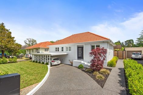 Photo of property in 12 Jellicoe Drive, Hamilton East, Hamilton, 3216