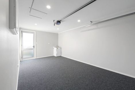 Photo of property in 32u3 Forsyth Street, Saint Andrews, Hamilton, 3200