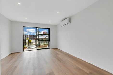 Photo of property in 49 Jabuka Street, Glen Eden, Auckland, 0602