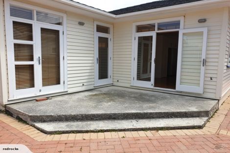 Photo of property in 333 The Parade, Island Bay, Wellington, 6023